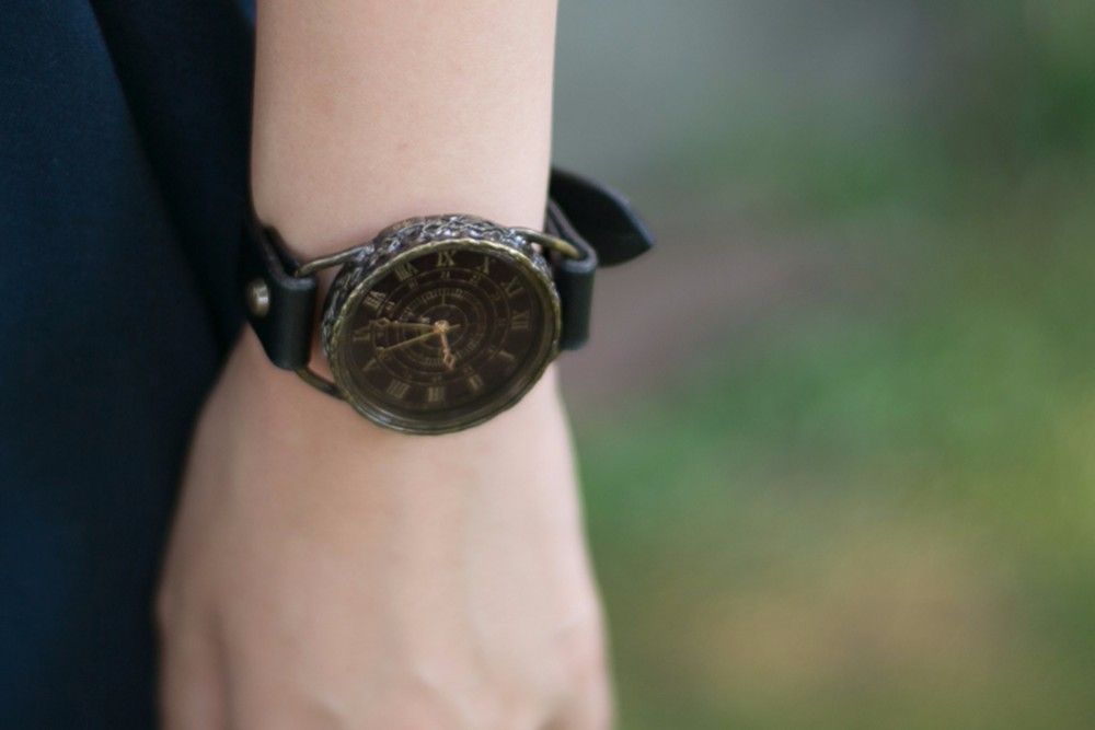 クラック ワールド ローマ Lサイズ 真鍮 ブラック