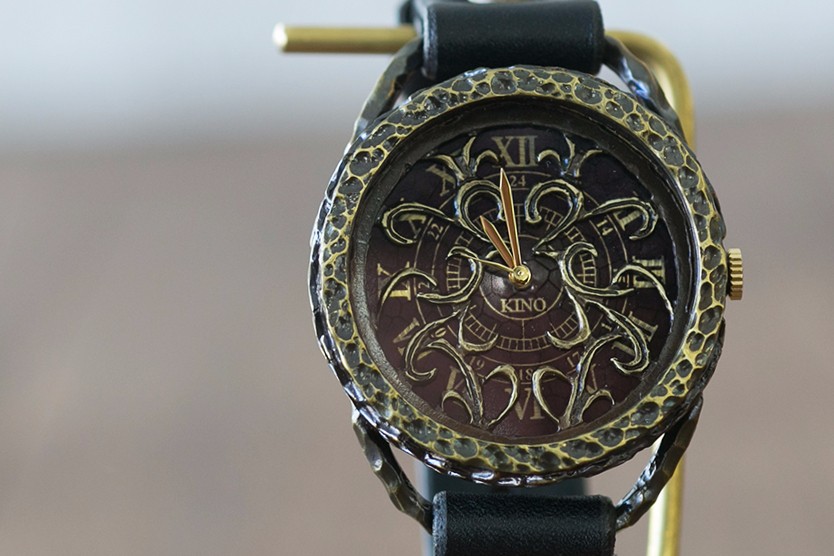 エンブレム 真鍮 ブラック