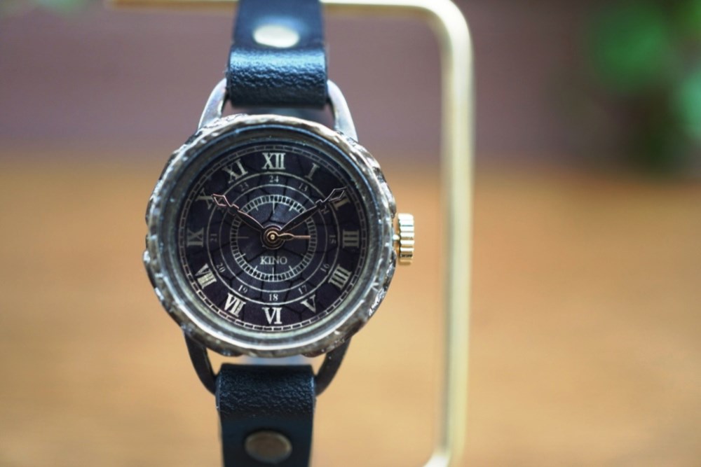 クラック ワールド ローマ SSサイズ　真鍮 ブラック