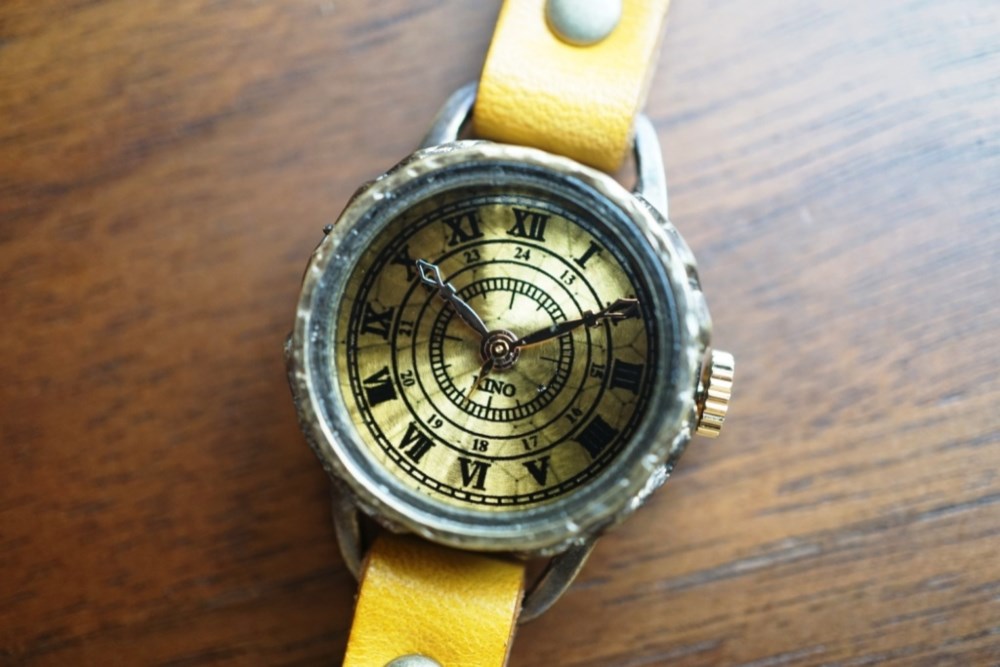 クラック ワールド ローマ SSサイズ　真鍮 イエロー