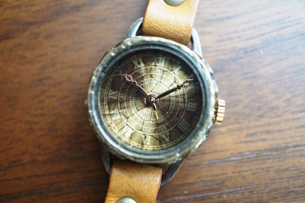 クラック ワールド ローマ SSサイズ　真鍮 キャメル