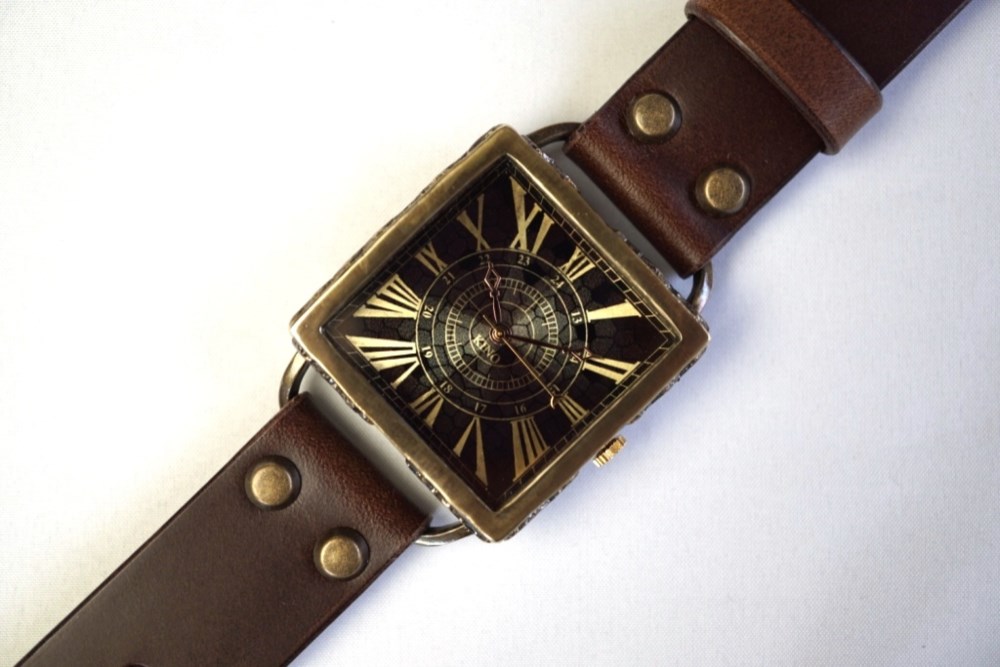 クラックワールドスクエア　Lサイズ　真鍮　ブラウン