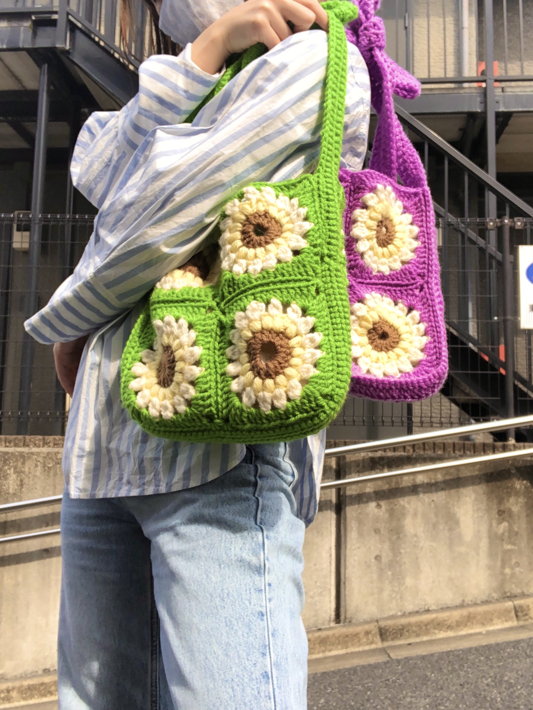 かぎ針編み】granny square❤︎花柄バック❤︎色の変更もご相談