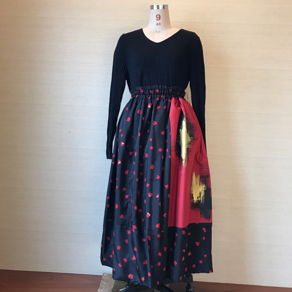 赤黒着物リメイクバルーンスカート 1枚目の画像