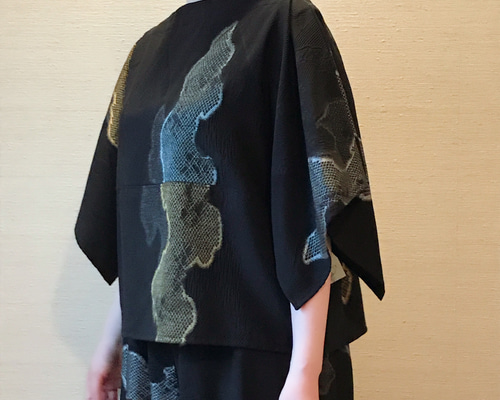 SOLD 着物リメイク ブラウス 羽織絞り FREE SIZEの通販 by