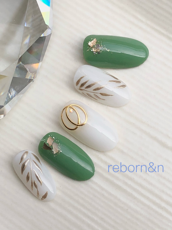 No.8)グリーンプラントネイル ネイルチップ（つけ爪） reborn&n