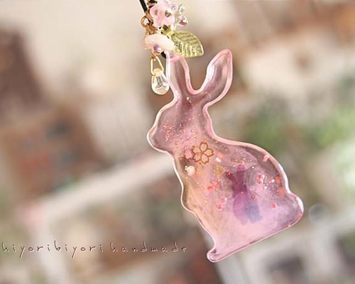 レジン枠 チャーム 27mm うさぎ 桜 兎年 和風 カラーチャーム 空