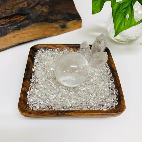 が大特価！ 天然 水晶玉 48mm 水晶さざれ 水晶ミニポイントアカシア角 クリスタル、水晶