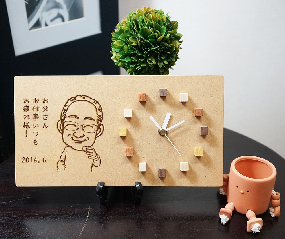 ちょっとしたギフトに♡似顔絵時計＊母の日・父の日・敬老の日・クリスマスにも最適！