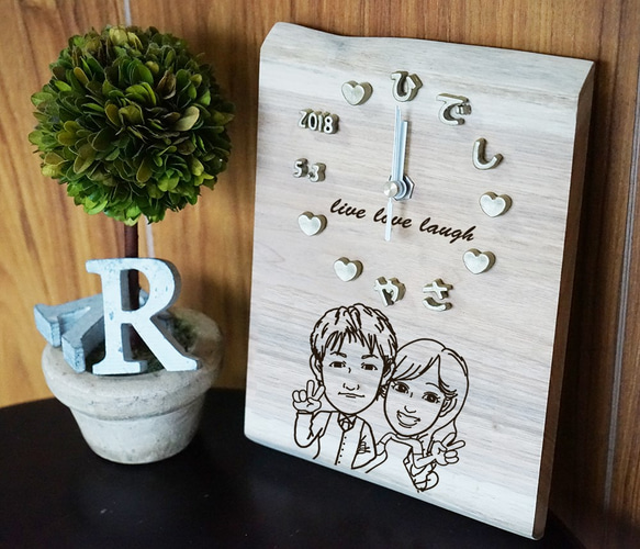立体文字】天然木のほっこり似顔絵時計♪ 掛け時計・置き時計