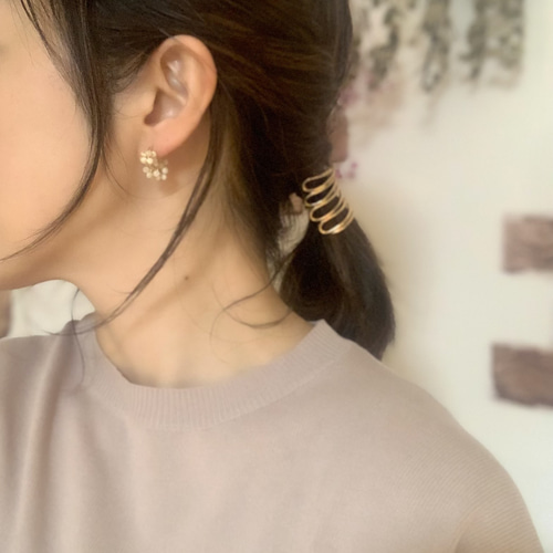 つぶつぶフープピアス✨ マザーオブパール ミルクティーベージュ