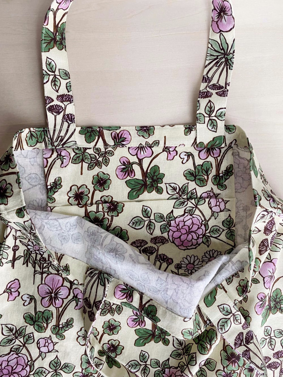 ちょっぴり懐かしい花柄のショッピングバッグ　ピンク×ブラウン 2枚目の画像