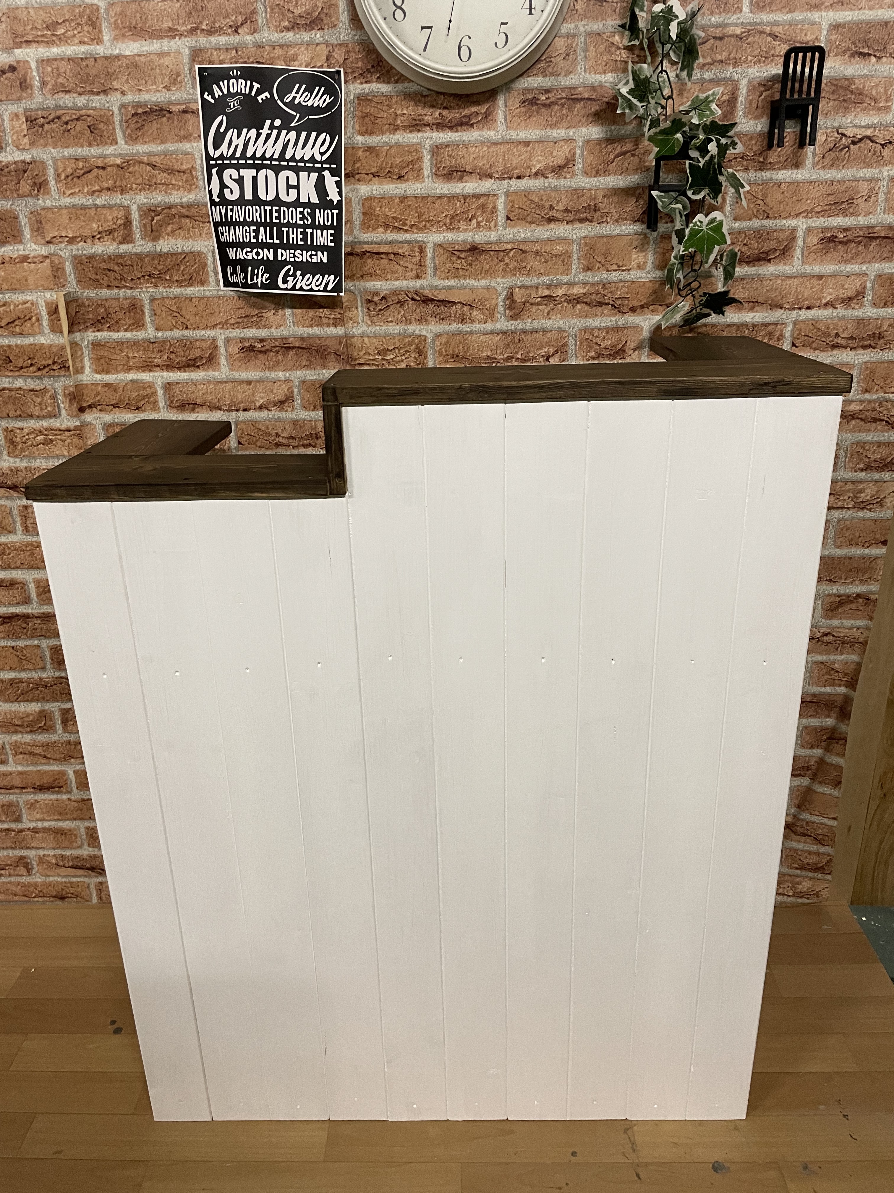 【段差】カウンター　幅90センチ✖︎高さ105センチ✖︎奥行き38センチ