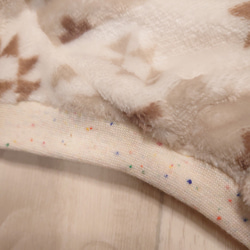【犬服】暖か ボア タンクトップ  ノルディック柄 プリント  ホワイトベージュ 5枚目の画像