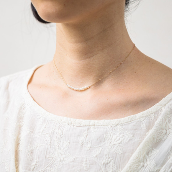 14kgf* 淡水パールのネックレス ゴールド 小粒 ナチュラルカラー <awa necklace> 3枚目の画像