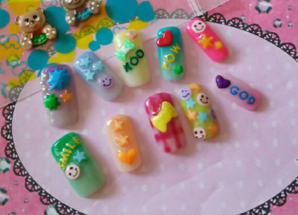 夏セール！ネイルチップ☆カラフルポップ☆ ネイルチップ（つけ爪