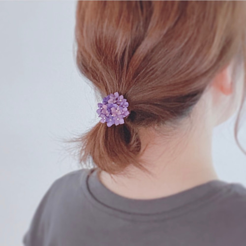 あじさい(紫陽花)パープル/紫＊小花の丸い革花ヘアゴム.ヘア
