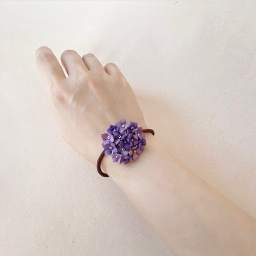 あじさい(紫陽花)パープル/紫＊小花の丸い革花ヘアゴム.ヘア