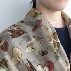 獨家設計 ~ Mushroom Pure Silk Scarf ~ 100%全絲可愛蘑菇圍巾 第2張的照片