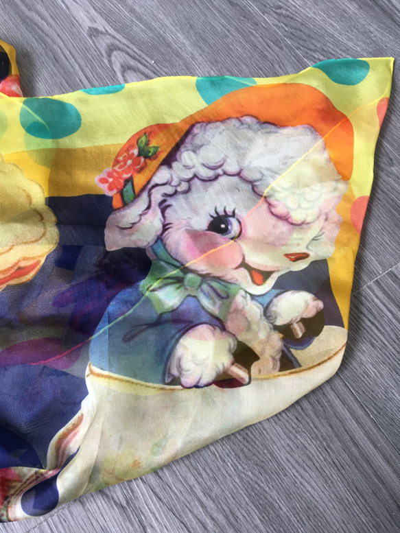 獨家設計 ~ Afternoon Tea Pure Silk Scarf ~ 100%全絲小動物下午茶圍巾 第3張的照片