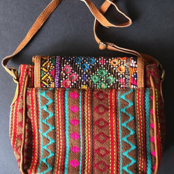 カラフルなエスニック刺繡ベルトサイドバッグ 2枚目の画像