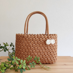 花結び＊コンビネーション＊バスケット 収納かご ベージュ　クラフトバンド 受注制作》花むすび編みのかごバッグ （ベージュ） かごバッグ