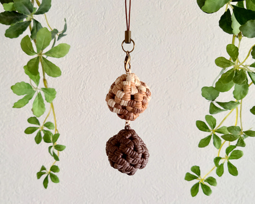 匿名配送手作りチャームストラップ＊pjcクロッチくんとお花のかごバッグ 匿名配送手作りチャームストラップ＊pjcクロッチくんとお花の