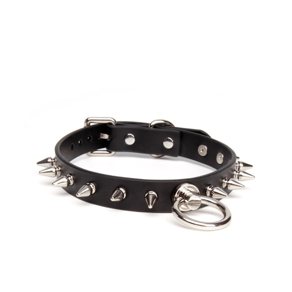 Spike Studded Leather Choker Choker 帶 O 形環的真正皮革朋克 Choker 黑色 第1張的照片