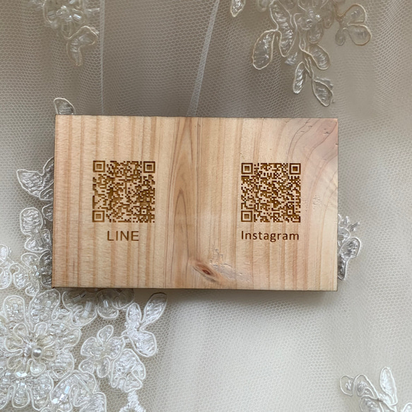 QR コード　ボード　名刺　サイズ　ヒノキ　ひのき　檜　国産　木製　彫刻　レーザー加工　URL アドレス　 4枚目の画像