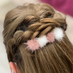 再再販♡ハンドメイド♡三角モコモコファービッグバレッタ ピンク 水色 再再販ハンドメイド三角モコモコファービッグバレッタ ピンク 水色