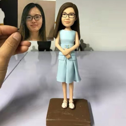 【オーダーメイド】3D肖像画置物写真人形/記念日・誕生日プレゼントに/父母親/似顔絵/彼氏彼女・カップル・贈り物・ドレス 1枚目の画像