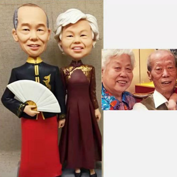 【訂做】3D人像漫畫公仔手辦/結婚禮物/紀念日/情侶男友/女朋友情侶/父母禮物紀念品 第1張的照片