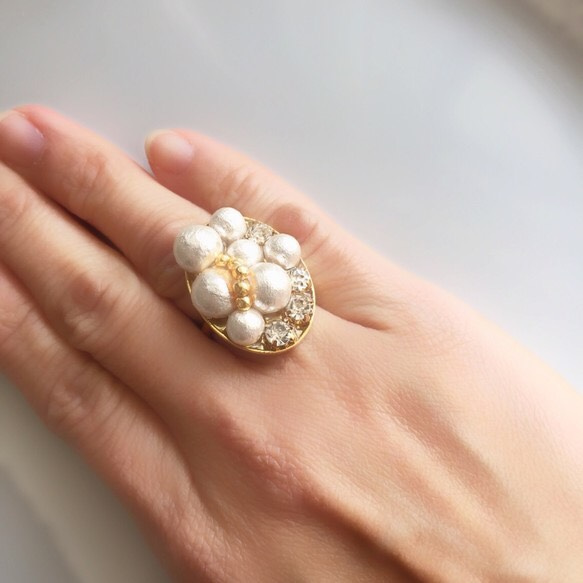 華やかpearl ring 1枚目の画像