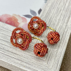 《ゆあ》玉結びの小さな水引ピアス(イヤリング)　ハドメイド水引アクセサリー ゆあ様専用》玉結びの小さな水引ピアス(イヤリング) ハドメイド水引