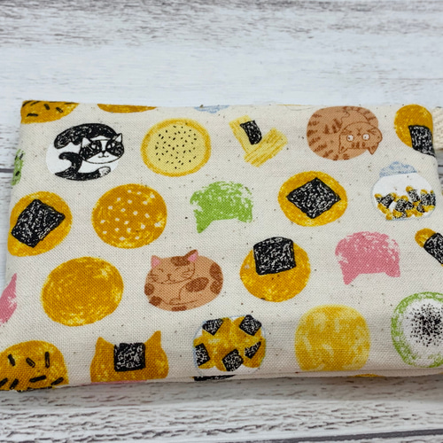 にゃんこのミニミニポーチ】絆創膏入れ 小銭入れ 10cm×8cm 猫柄 ポーチ