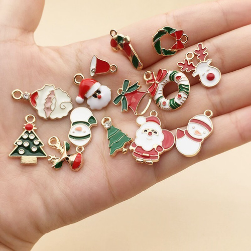☆❤️ クリスマス　プレゼント　セット　チャーム　ハンドメイド クリスマスチャーム 30個 カン付き パーツ アクセサリートップ