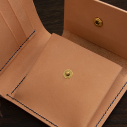 栃木レザー　手縫い二つ折り財布　ブルー 5枚目の画像