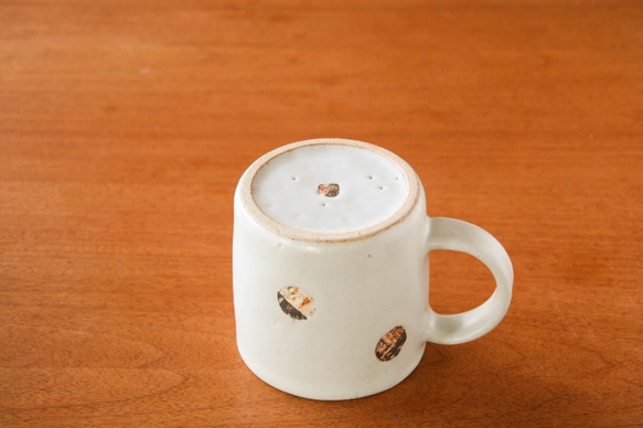 白釉マグカップ（マル）(Mサイズ) 3枚目の画像