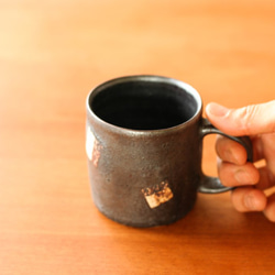 黒釉マグカップ（シカク Mサイズ ) 4枚目の画像