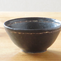 伊豆土lineの小鉢（黒釉） 2枚目の画像