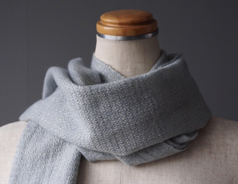 手織り　ストール　カシミヤ／シルクウール　AWM-006