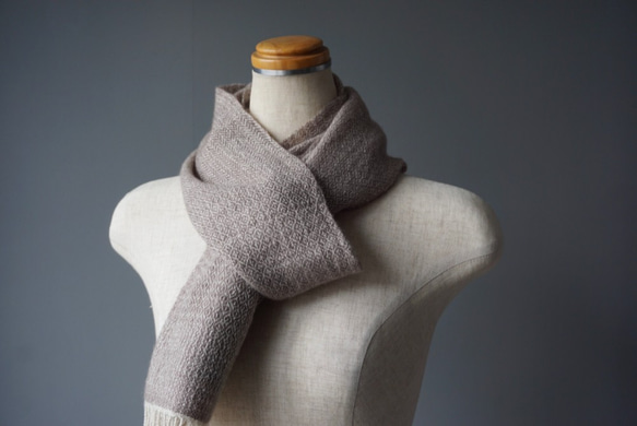 手織り　ストール　カシミヤ／シルクウール　AWM-005 4枚目の画像