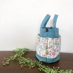 国産帆布のポケットいっぱい丸底バケツ型トートEnglish Flower Garden ×アイスグレー 2枚目の画像