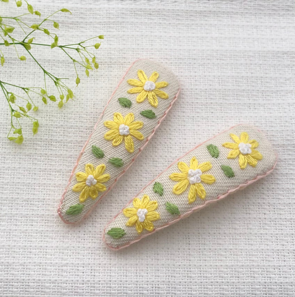 パールつき刺繍花 ベビーヘアクリップ ヘアピン ヘアゴム 花 刺繍花