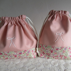【大きめ】サイズが選べる☆レッスンバッグ　ピンク花柄3　リボン刺繍つき 4枚目の画像