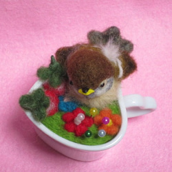 羊毛フェルト　ハートのカップに入った可愛い雀雛のピンクッション(針刺し)　ゆこりん工房 5枚目の画像