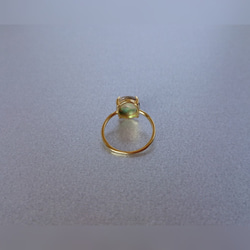 海のオパール アバロンシェルと水晶のアンティーク調シンプルリング 4月誕生石クォーツの天然石の指輪 5枚目の画像