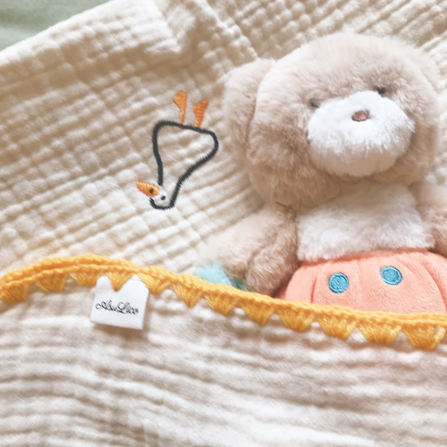 大人気 韓国イブル アヒル 刺繍 3重 ガーゼ ブランケット 75×95㎝ 出産