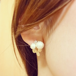 【sale!!】Antique gold flower ピアス 5枚目の画像