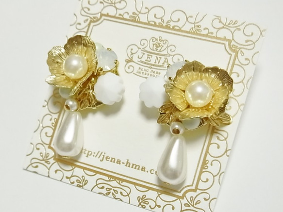 ♡NEW♡ Antique Motif (Vintage Swarovski)　イヤリング／ピアス 2枚目の画像